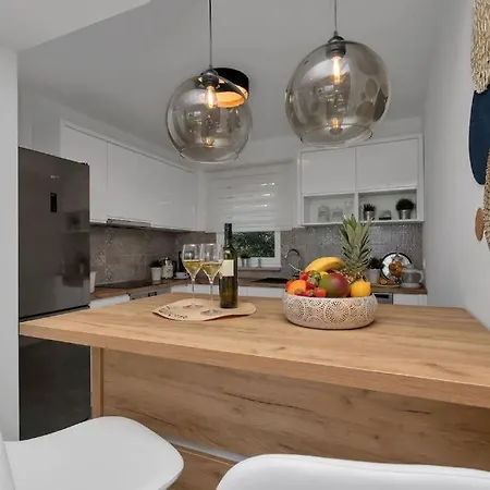 Meli Luka Komlenovic * Makarska