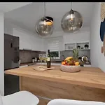 Luxury Meli Luka With Terrace Sea View דירה