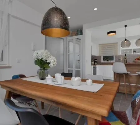 Apartment Meli Luka Komlenovic