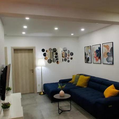 Luxury Meli Luka With Terrace Sea View דירה *